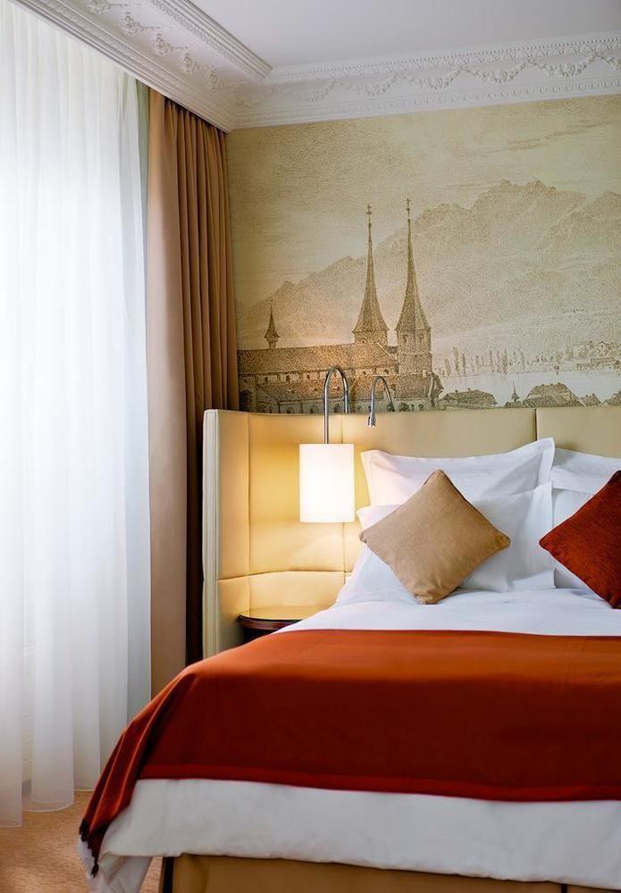Renaissance Lucerne Hotel Room photo